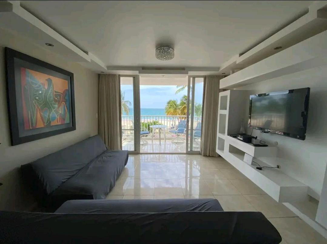 Beach Apartments At Marbella Del Caribe San Juan Exteriér fotografie